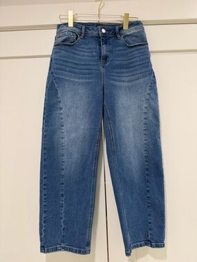 Flamingal Medium Wash Straight Leg Jeans High Rise Stretch Denim. size M